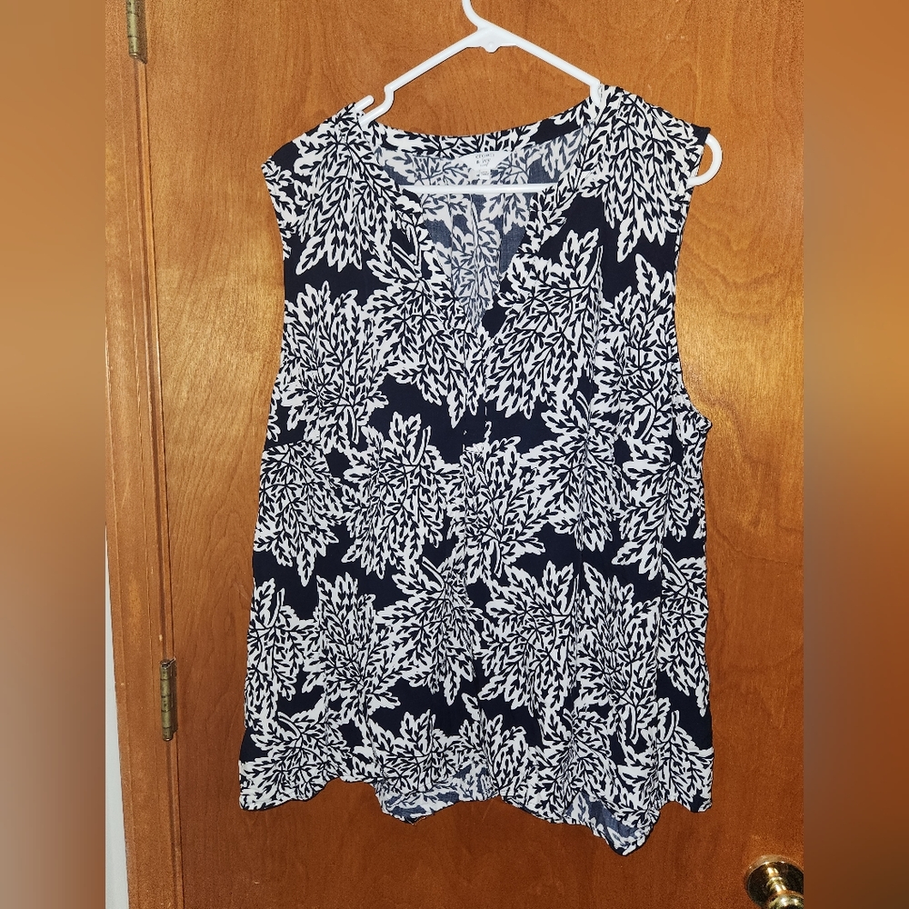 Crown & Ivy Curvy Sleeveless Tank, 3XL